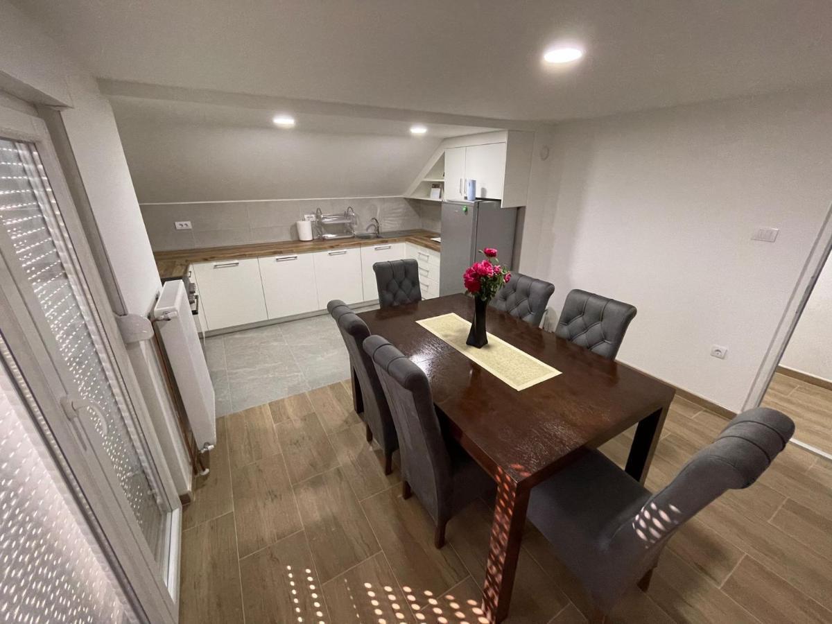 Apartman Ambijent Arandelovac Zewnętrze zdjęcie