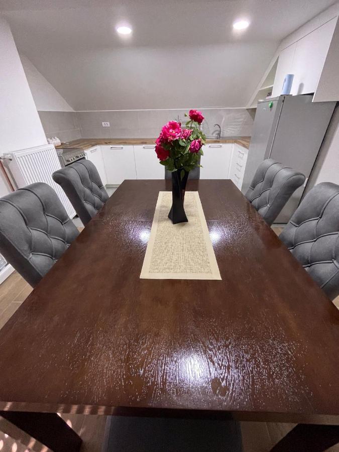 Apartman Ambijent Arandelovac Zewnętrze zdjęcie