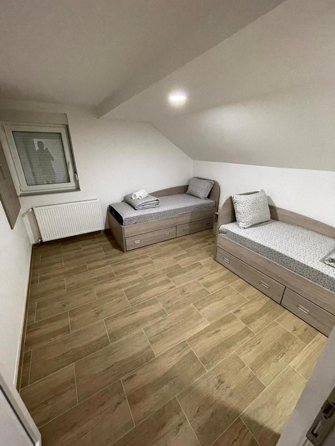 Apartman Ambijent Arandelovac Zewnętrze zdjęcie